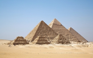 The Pyramids of Giza, Mesir 