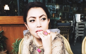 Dihujat Pelakor dan Kalah Cantik dari Halimah, Begini Ekspresi Mayangsari Diajak Selfie Bareng Fans