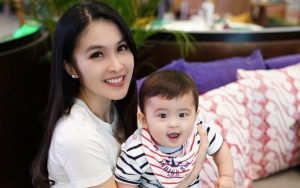 Naik Komidi Putar, Begini Ekspresi Bahagia Raphael Buah Hati Sandra Dewi 
