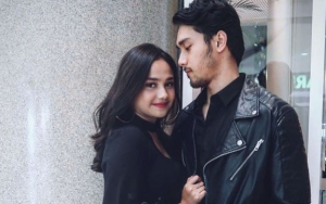 Bikin Netter Super Gemas, Begini Gaya Pacaran Syifa Hadju dan Achmad Megantara