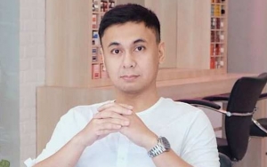 Bagikan Foto Saat Masih Sekolah Dasar, Raditya Dika Digoda Netter Awet Tua