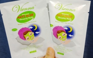 Vienna Whitening Anti Acne Sleeping Mask Buat Jerawat Kempes dalam Semalam