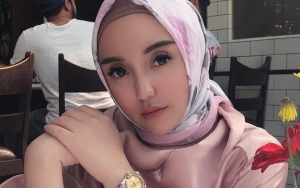 Mantan Suami Bantah Akan Nikah Lagi, Salmafina Sunan Pamer Kencan Bareng Bule