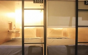 Livinn Hostel City Center Surabaya, Hotel Kapsul ala Asrama Jepang yang Nyaman
