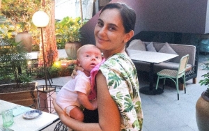 Rayakan HUT RI, Cantiknya Bayi Bule Marissa Nasution Didandani Pakai Batik