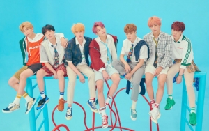 BTS Rilis Video Lightstick, ARMY Curhat Isi Dompet