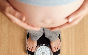 Mencegah Obesitas saat Kehamilan dengan Susu Kedelai