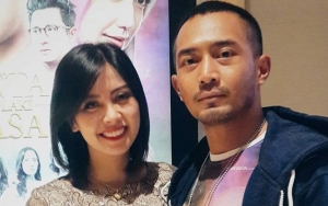 Pramugari Cantik Hampir Gila Anak Dibawa Kabur, Siap Gugat Cerai Yama Carlos