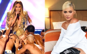 Terlihat 'Bosan' Saat Saksikan Penampilan Jennifer Lopez, Kylie Jenner Dihujat Netizen