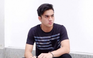 Rizky Nazar Tampil Ganteng di HUT SCTV ke-28, Netter Malah Cari Sosok Ini