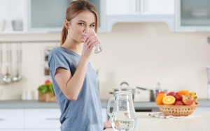 Mengurangi Pegal dengan Banyak Minum Air Putih