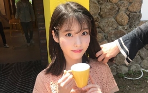 Hadiri Pernikahan Back-Up Dancer, IU Bikin Gemas Lakukan Hal Imut Ini
