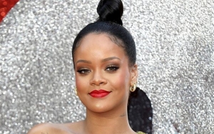 Kembali Berdonasi, Rihanna Bantu Pelajar Afrika dari Keuntungan Bisnis Kosmetik