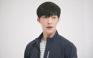 Pose Menggoda di High Cut, Woo Do Hwan Tersanjung Disebut Sepopuler Jung Hae In cs 