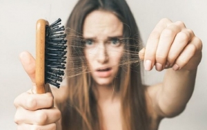 Madu untuk Mencegah Rambut Rontok