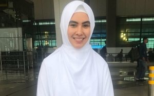 Kepergok Bareng Pria Diduga Habib Usman, Kartika Putri Isyaratkan Nikah Sebelum Naik Haji?