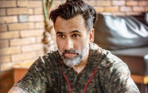Jeremy Thomas Pamer Perut Six Pack, Netter Sebut Hot Daddy