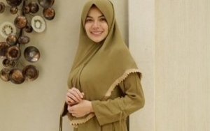 Berhijrah, Nikita Mirzani Seriusi Bisnis Fashion Muslim?