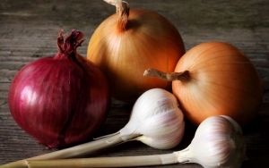 Bawang Merah dan Bawang Putih dapat Menyembuhkan Sakit Gigi