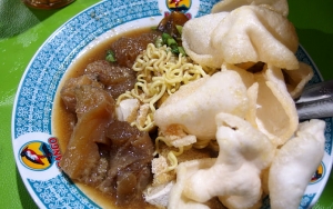Tahu Campur Pak Kahar