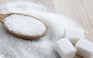 Buat Scrub Rumahan dengan Gula Pasir
