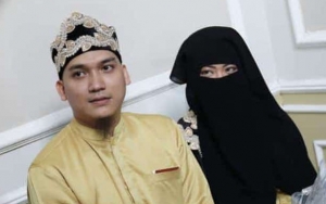 Egi John Direbut Pelakor Bercadar Terbukti Fitnah, Eks Istri Pertama Makin Cantik Ikut Disorot