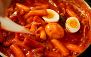 Tteokbokki yang Terkenal di Indonesia
