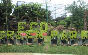 Belajar Mengenal Alam di Eco Green Park 