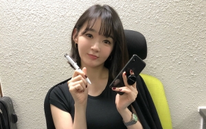 Unggah Foto Saat Berdoa di Gereja, Kang Min Kyung Dibilang Lebay