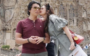 Reino Barrack Nampak Sudah Move On, Luna Maya Unggah Puisi Galau untuk Mantan Kekasih?