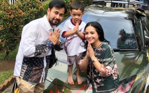 Dibully Satu Pesawat dengan Ayu, Raffi Pamer Foto Imut Nagita dan Bangga Istrinya Satukan Keluarga