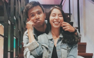 Baru Nikmati Indahnya Pacaran, Joshua Suherman dan Sang Kekasih Segera LDR