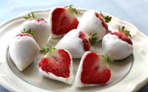 Stroberi Yoghurt Beku