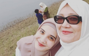 Sang Ibu Kabarkan Kondisi Zaskia Sungkar, Kakak Shireen Sungkar Banjir Doa