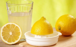 Sari Lemon Mengandung Vitamin C Tinggi