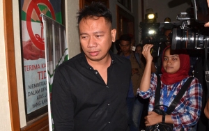 Bantah Isu Nikah Settingan dan Kontrak, Vicky Prasetyo Akui Ada Perbedaan Prinsip 