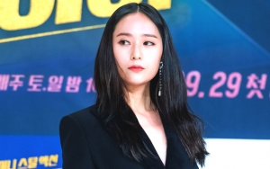 Cantik Banget di Acara Preskon, Krystal Dipuji Mirip Boneka