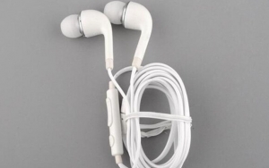 Handsfree Sangat Memudahkan Penggunanya
