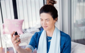 Gunakan Setting Spray Sebagai Primer Sebelum Make Up
