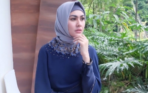 Kartika Putri Ungkap Alasan Tak Ajak Anak Angkatnya Tinggal Bersama Habib Usman