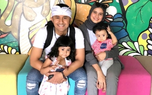 Hari Pertama Kerja Jadi Wakil Bupati, Hengky Kurniawan Ngantor Ditemani Sonya Fatmala