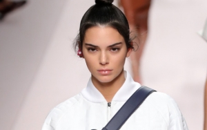 Super Cantik, Kendall Jenner Bagikan Deretan Tampilannya di Milan Fashion Week