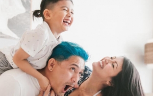 Berikan Nama Cantik Ini untuk Sang Putri, Ryan Delon-Sharena Banjir Pujian