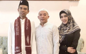 Diperdengarkan Suara Ustaz Abdul Somad, Jenazah Kakak Syahrini Meneteskan Air Mata
