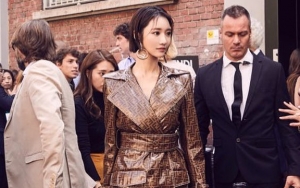Pose Tepat di Catwalk Fendi Show di Milan, Go Jun Hee Tuai Komentar Pedas dari Netter