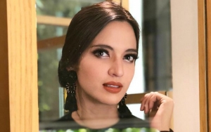 Cantik Bagai Barbie Hidup, Nia Ramadhani Jadi Sorotan Media Asing