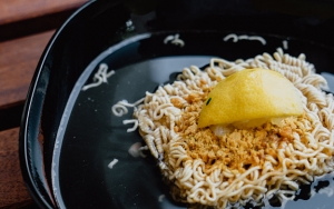 Kandungan Bahan Mirip Bihun, Mi Instan Juga Mudah Terbakar 