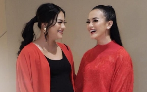 Unik, Ririn Ekawati Beri Kejutan Baby Shower Bertema Hip Hop untuk Sang Adik