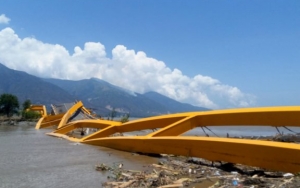 Jembatan Ponulele yang Megah Kini Roboh Akibat Gempa-Tsunami