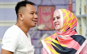 Vicky Prasetyo Bantah Ada Orang Ketiga, Akui Sudah 2 Minggu Angkat Kaki Dari Rumah Angel Lelga